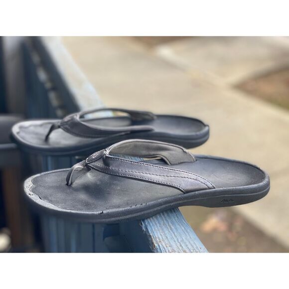 Olukai Women’s Metallic Gray Flip Flop Sz 9 US - Picture 1 of 10